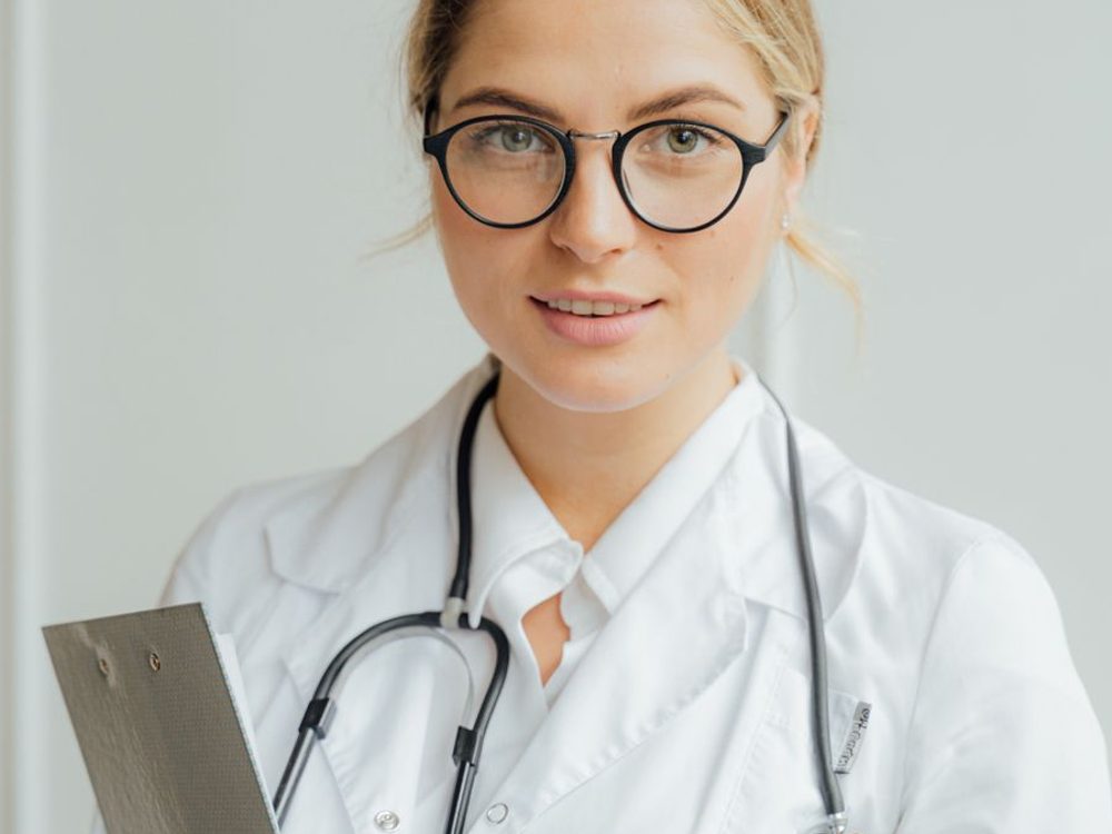 Dr Sara Kaur