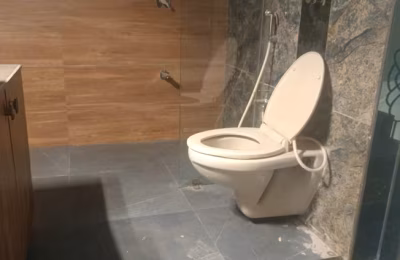 5 BHK Independent House